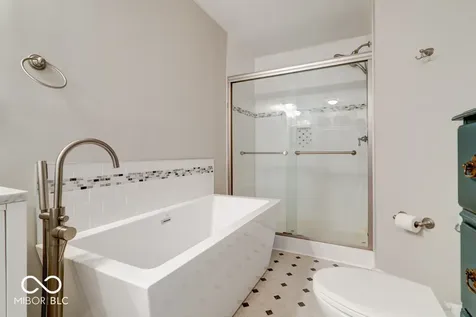 4746 Charrington Circle Indianapolis IN 46254