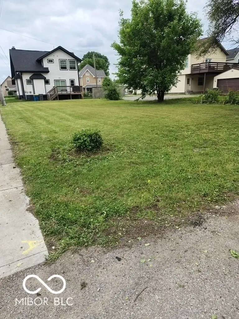 725 E 25th Street Indianapolis IN 46205