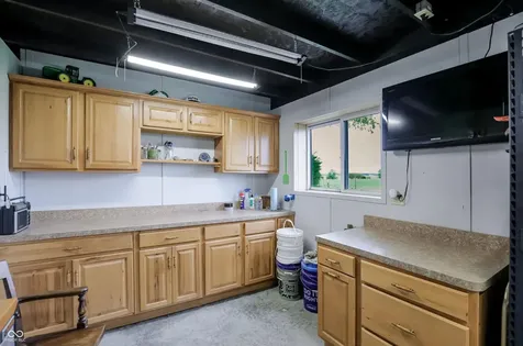 4075 E State Road 44 Shelbyville IN 46176