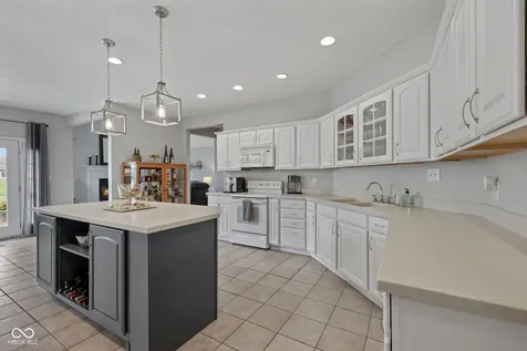 4814 S 550 W New Palestine IN 46163