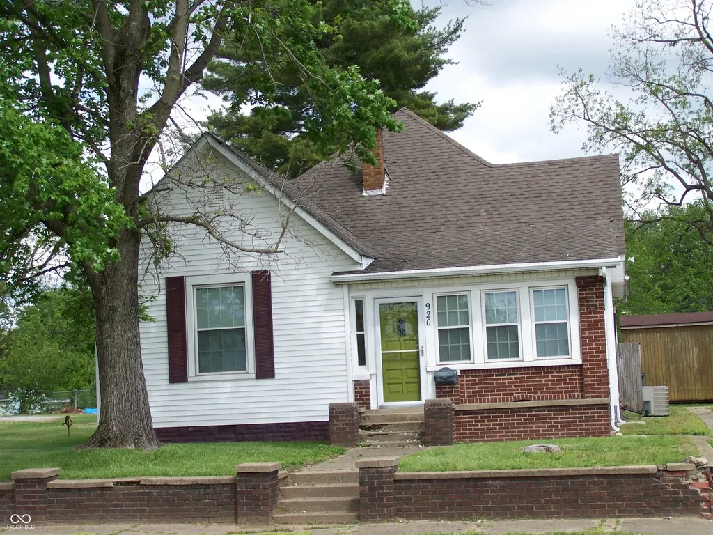 920 N Ewing Street Seymour IN 47274