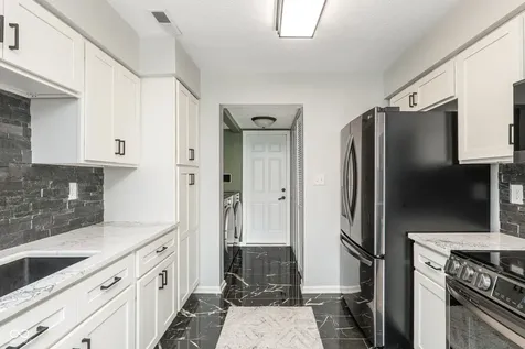 9506 Behner Lane Indianapolis IN 46250