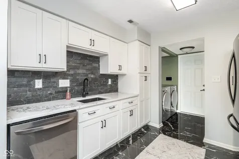 9506 Behner Lane Indianapolis IN 46250