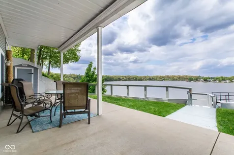 5823 E Sheridan Road Monticello IN 47960