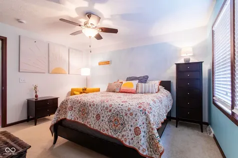5823 E Sheridan Road Monticello IN 47960