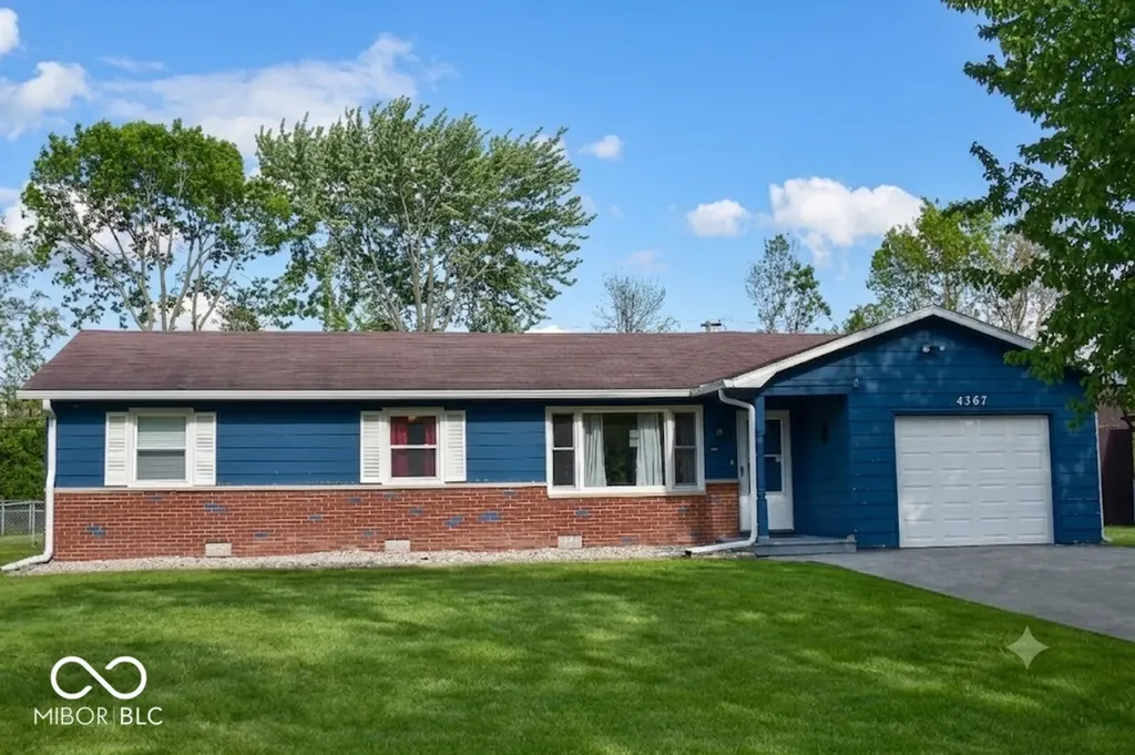 4367 Stuart Drive Brownsburg IN 46112