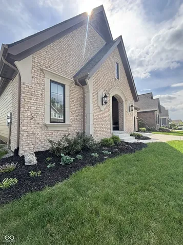 15592 Woodford Drive Westfield IN 46074