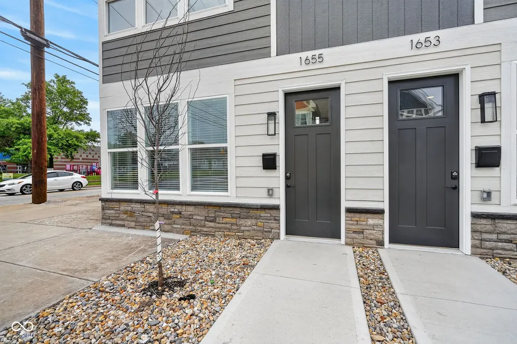 1655 Lexington Avenue Indianapolis IN 46203