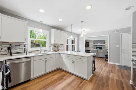 8038 Springwater Drive W Indianapolis IN 46256