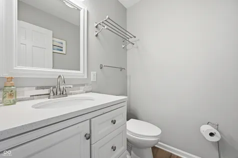 8038 Springwater Drive W Indianapolis IN 46256
