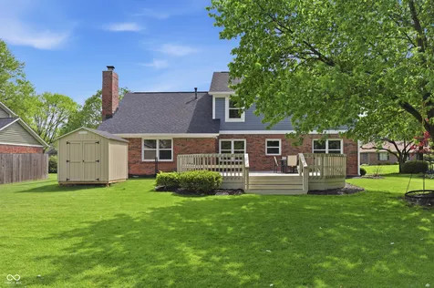 8038 Springwater Drive W Indianapolis IN 46256