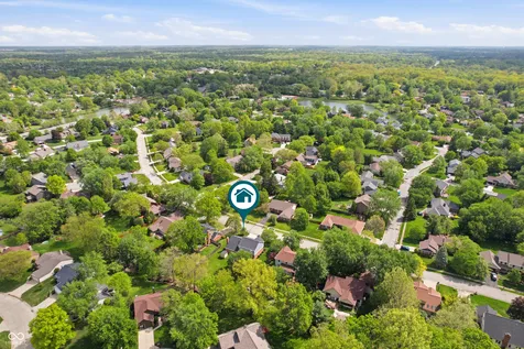 8038 Springwater Drive W Indianapolis IN 46256