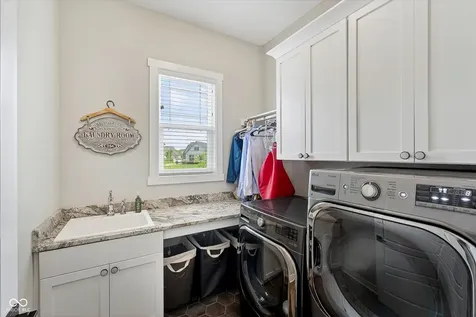 18295 Lakes End Drive Westfield IN 46074
