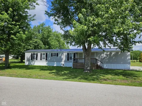 374 Worthington Street Worthington IN 47471