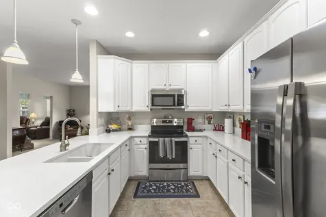 5189 Bally Bunion Drive Avon IN 46123