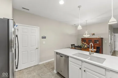 5189 Bally Bunion Drive Avon IN 46123