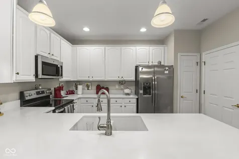 5189 Bally Bunion Drive Avon IN 46123