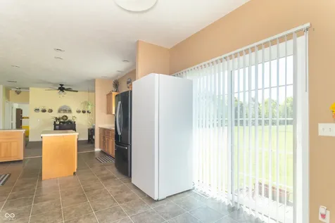 4343 E 900 N Greenfield IN 46140