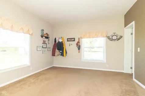 4343 E 900 N Greenfield IN 46140