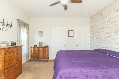 4343 E 900 N Greenfield IN 46140