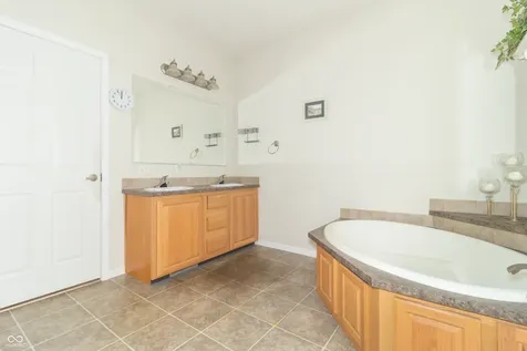 4343 E 900 N Greenfield IN 46140