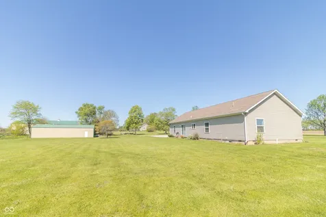 4343 E 900 N Greenfield IN 46140