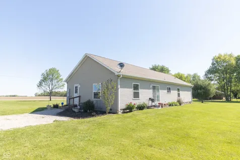 4343 E 900 N Greenfield IN 46140