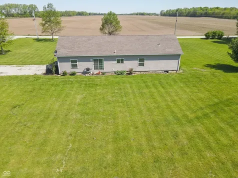 4343 E 900 N Greenfield IN 46140