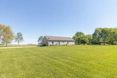 4343 E 900 N Greenfield IN 46140