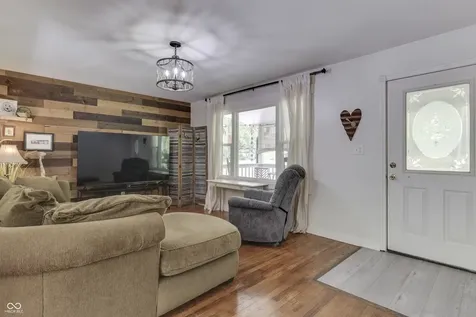 181 W Robertson Road Morgantown IN 46160
