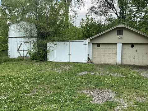1614 E 72nd Street Indianapolis IN 46240
