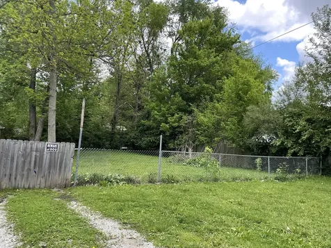 1614 E 72nd Street Indianapolis IN 46240