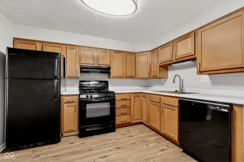 5714 W 41st Place Indianapolis IN 46254