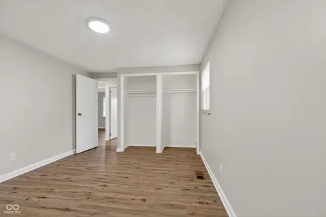 5714 W 41st Place Indianapolis IN 46254