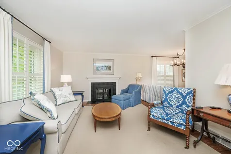 5942 Hillside Avenue East Drive Indianapolis IN 46220