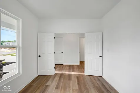 6113 Paperbark Way Indianapolis IN 46259
