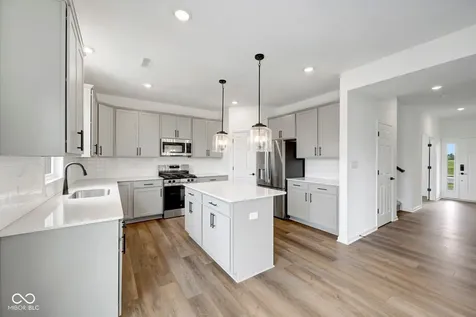 6113 Paperbark Way Indianapolis IN 46259