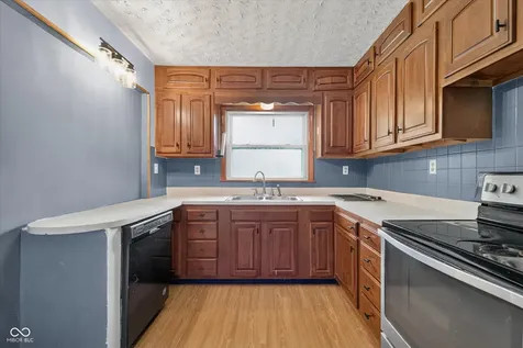 4150 W 600 S Shelbyville IN 46176