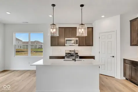 2311 Bear Oak Run Shelbyville IN 46176