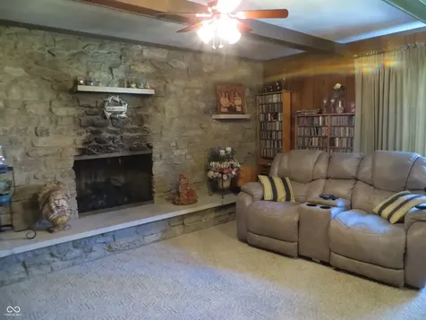 628 W Ralston Road Indianapolis IN 46217