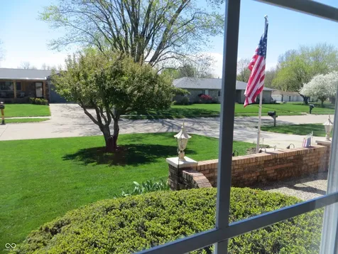 628 W Ralston Road Indianapolis IN 46217