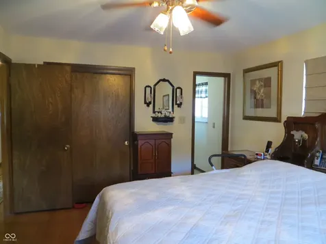 628 W Ralston Road Indianapolis IN 46217