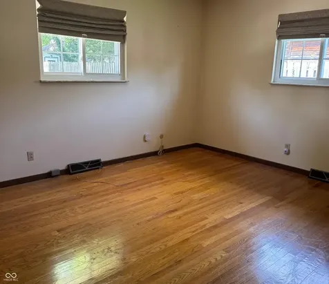 628 W Ralston Road Indianapolis IN 46217