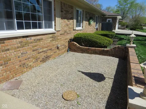628 W Ralston Road Indianapolis IN 46217