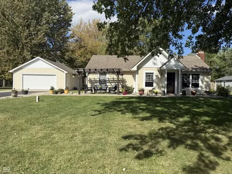 8218 Rawles Avenue Indianapolis IN 46219