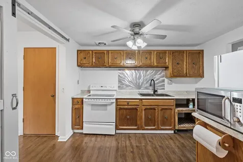 7838 Savannah Drive Indianapolis IN 46217