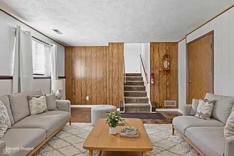 7838 Savannah Drive Indianapolis IN 46217