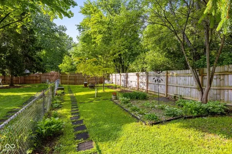 7838 Savannah Drive Indianapolis IN 46217
