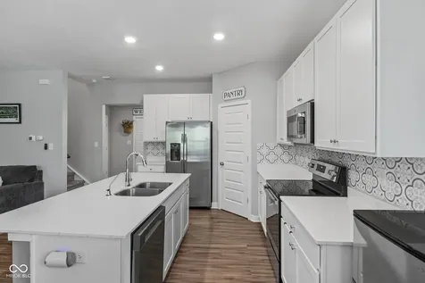 6432 Apperson Drive Noblesville IN 46060
