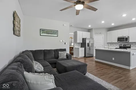 6432 Apperson Drive Noblesville IN 46060